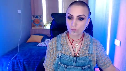 sweet_n_strong online show from 04-05-26, 05:15