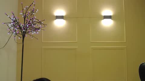 My name is Catalina. Please say hello I like to chat with you. If you have requests please use tip online show from 01-21-25, 03:04