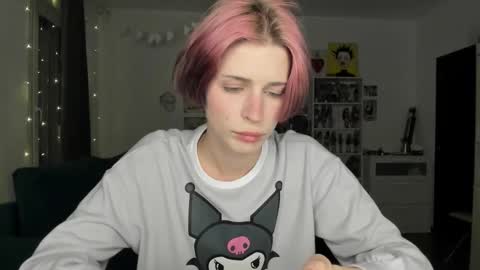 kira online show from 01-16-26, 07:07