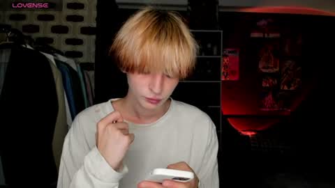 kira online show from 06-29-26, 07:58