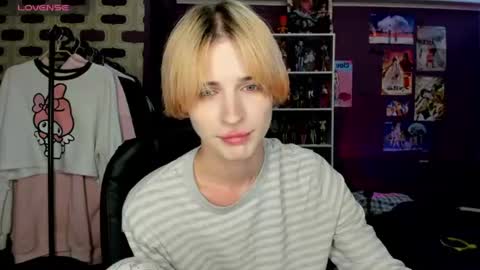 kira online show from 08-02-26, 03:21