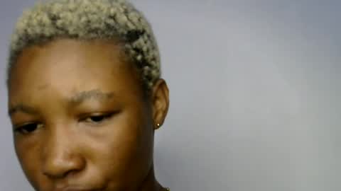 Snapshot of sweet_pussy04 chatting on 07-18-26, 07:12 sweet girl online show from 07-18-26, 07:12