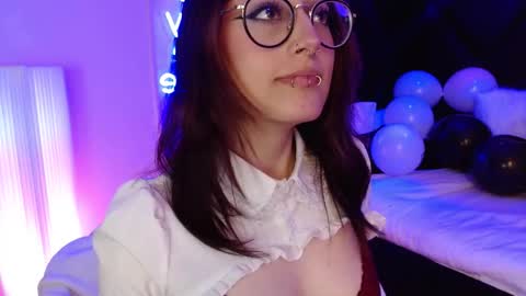 Roxanee online show from 11-07-25, 04:34