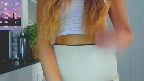 Snapshot of sweet_sabriina chatting on 07-02-26, 06:41 Sabina online show from 07-02-26, 06:41