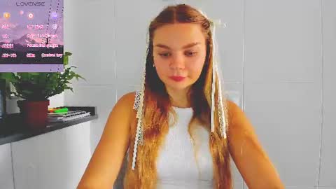 Snapshot of sweet_sabriina chatting on 07-08-26, 06:40 Sabina online show from 07-08-26, 06:40