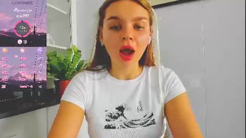 Snapshot of sweet_sabriina chatting on 07-20-26, 10:39 Sabina online show from 07-20-26, 10:39