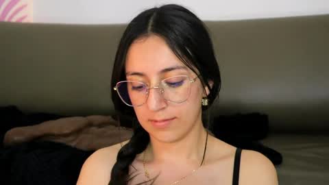 Snapshot of sweet_sammy_7 chatting on 04-21-26, 01:42 Sammy Lauren online show from 04-21-26, 01:42