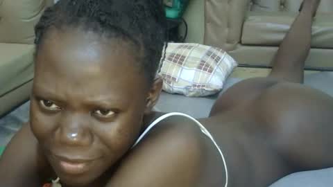 Snapshot of sweet_sharon01 chatting on 05-29-26, 10:02 Sharon online show from 05-29-26, 10:02
