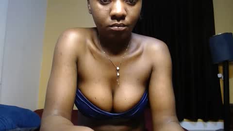ellanah Tracie online show from 05-16-26, 02:19