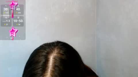 Leah online show from 03-11-25, 02:51