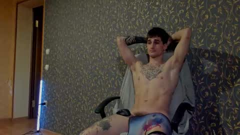 sweet_smith8 online show from 01-10-26, 10:36