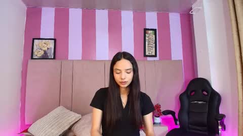 Sweet Sofiii  online show from 02-23-26, 08:06