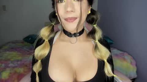              online show from 10-04-25, 06:44