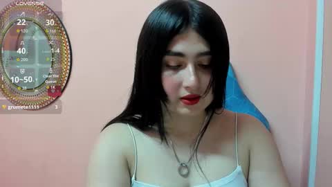 Snapshot of sweet_sumisive chatting on 11-18-25, 09:41 S W E E T online show from 11-18-25, 09:41