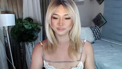 Snapshot of sweet_tenshi chatting on 03-02-25, 09:42 tenshi online show from 03-02-25, 09:42