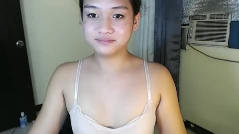 Snapshot of sweet_tenshi chatting on 09-17-25, 07:59 tenshi online show from 09-17-25, 07:59