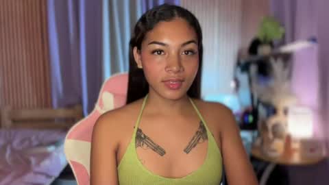 Snapshot of sweet_trishaxx chatting on 07-06-26, 08:55 Trisha online show from 07-06-26, 08:55