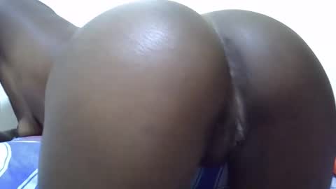 Snapshot of sweet_vee1 chatting on 02-16-26, 09:33 Princess vee online show from 02-16-26, 09:33