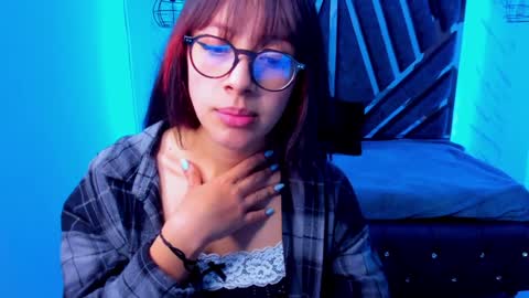 Snapshot of sweet_venus4 chatting on 01-21-25, 06:45 sweet_venus4 online show from 01-21-25, 06:45