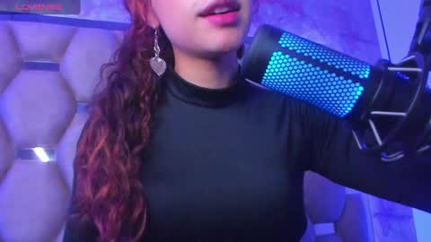 Snapshot of sweet_venus4 chatting on 03-06-25, 02:18 sweet_venus4 online show from 03-06-25, 02:18