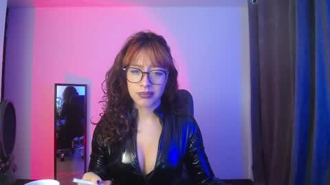 sweet_venus4 online show from 03-23-26, 12:09