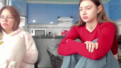 sweet_violetti online show from 02-12-25, 12:22
