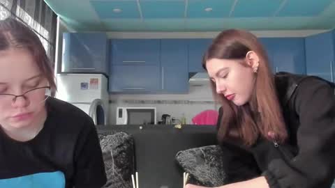 sweet_violetti online show from 02-13-25, 01:15