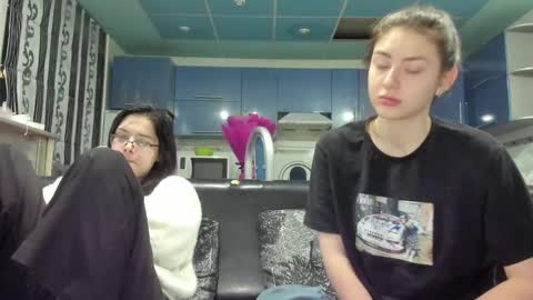 sweet_violetti online show from 03-06-25, 05:00