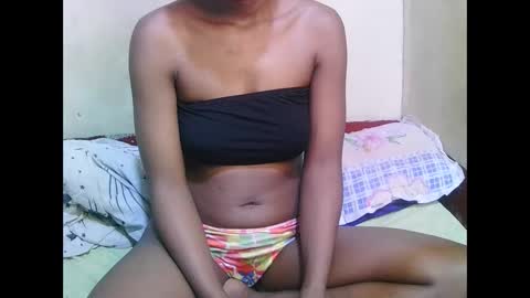 sweet_vishy online show from 11-26-25, 08:04