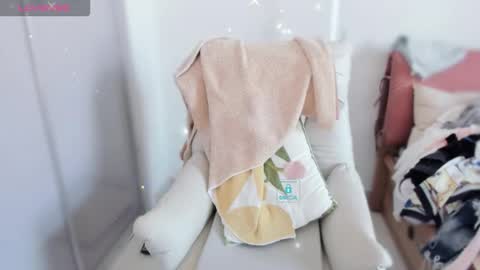 Snapshot of sweet_yumiq chatting on 12-05-25, 05:38 sweet_yumiq online show from 12-05-25, 05:38