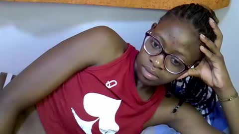 sweet_zarah online show from 03-16-26, 02:28