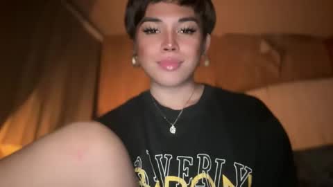 Snapshot of sweetalexa19 chatting on 01-07-25, 05:53 alexa your one and only queen online show from 01-07-25, 05:53