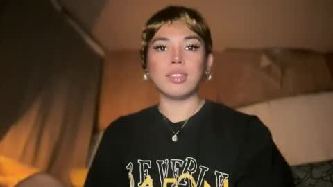 Snapshot of sweetalexa19 chatting on 01-08-25, 08:16 alexa your one and only queen online show from 01-08-25, 08:16