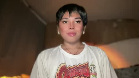 Snapshot of sweetalexa19 chatting on 01-20-25, 02:36 alexa your one and only queen online show from 01-20-25, 02:36