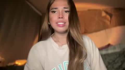 Snapshot of sweetalexa19 chatting on 02-12-25, 06:40 alexa your one and only queen online show from 02-12-25, 06:40