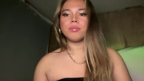 Snapshot of sweetalexa19 chatting on 11-02-25, 11:18 alexa your one and only queen online show from 11-02-25, 11:18