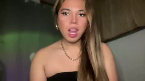 Snapshot of sweetalexa19 chatting on 11-05-25, 12:54 alexa your one and only queen online show from 11-05-25, 12:54