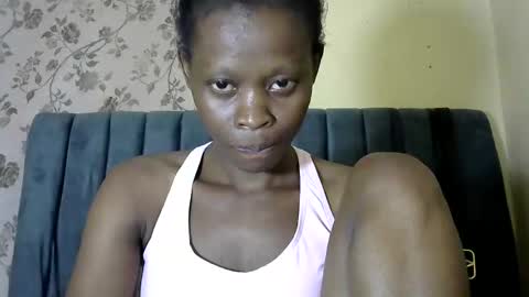 Snapshot of sweetalianah chatting on 11-04-25, 07:02 LIANAH online show from 11-04-25, 07:02