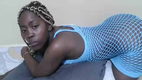 Malia online show from 09-25-25, 08:51