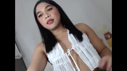 Leith Madrigal online show from 09-12-25, 03:34