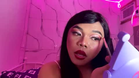 Leith Madrigal online show from 10-26-25, 06:58