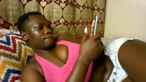 Snapshot of sweetassbabe20 chatting on 07-05-26, 04:25 Sweetass online show from 07-05-26, 04:25