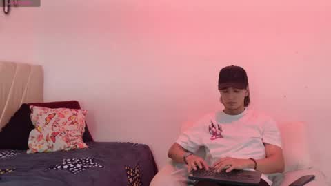 sweetauracouple online show from 05-24-26, 12:32