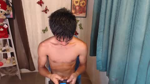 Snapshot of sweetbigcockz chatting on 01-14-25, 10:27 sweetbigcockz online show from 01-14-25, 10:27