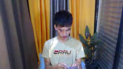 Snapshot of sweetbigcockz chatting on 02-16-25, 02:00 sweetbigcockz online show from 02-16-25, 02:00