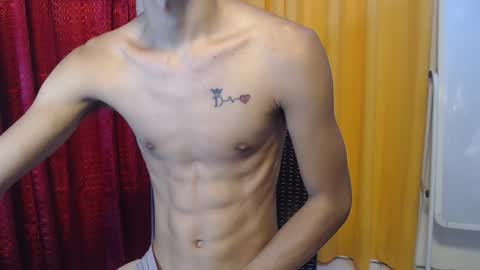 Snapshot of sweetbigcockz chatting on 10-11-25, 07:23 sweetbigcockz online show from 10-11-25, 07:23