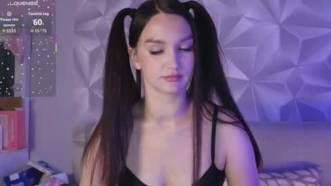 Snapshot of sweetbitch3191 chatting on 10-10-25, 09:30 sweetbitch3191 online show from 10-10-25, 09:30