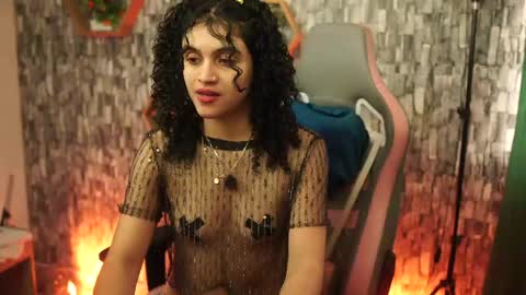 Snapshot of sweetbonii chatting on 04-23-26, 08:44 Salom independent model online show from 04-23-26, 08:44
