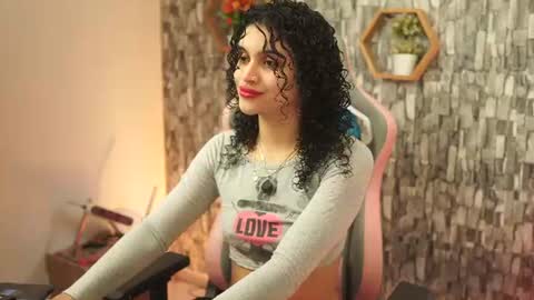 Snapshot of sweetbonii chatting on 07-17-26, 08:03 Salom independent model online show from 07-17-26, 08:03