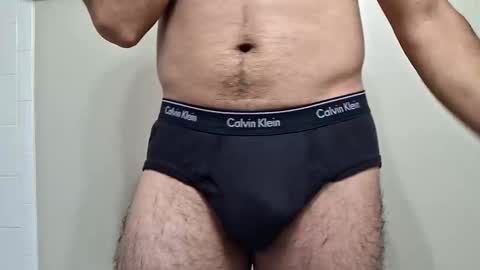 Snapshot of sweetboy842 chatting on 11-20-25, 01:33 sweetboy842 online show from 11-20-25, 01:33